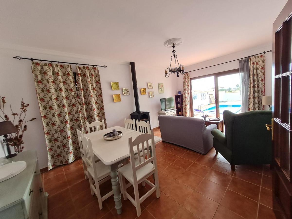 Chalet Las Adelfas Chaparrillo Conil De La Frontera Buitenkant foto